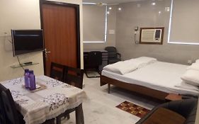 Service Apartments, Park Street, Calcutta